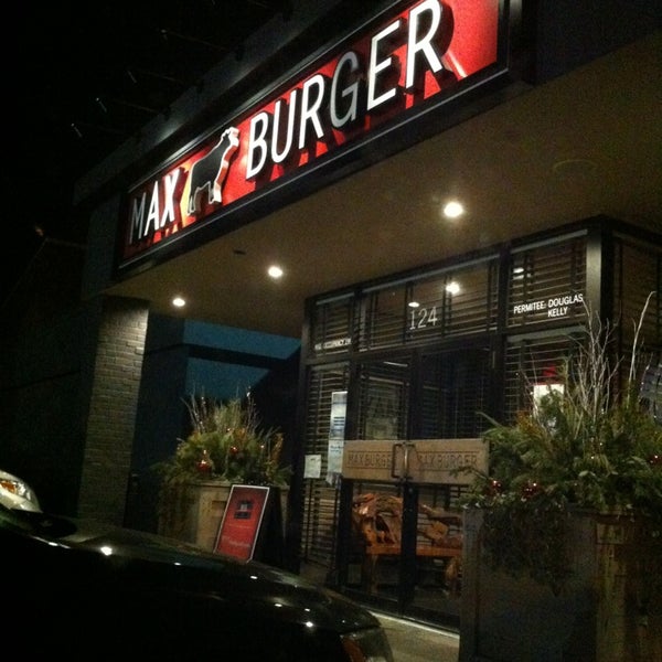 1/5/2013にAndrew B.がMax Burgerで撮った写真