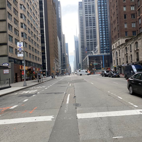 13 th street. Шестая авеню. 6th avenue. 6th avenue. Хьюстон 7 авеню.