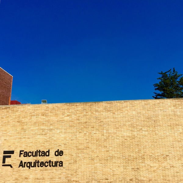 Photo taken at Facultad de Arquitectura - UNAM by Erika R. on 11/6/2018