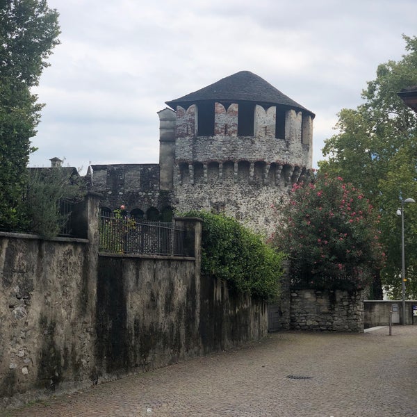 Локарно замок