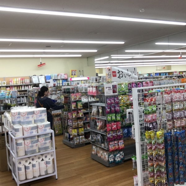 ダイソー 小牧パワーズ店 2 Tips