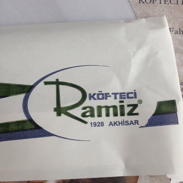 Photo prise au Köfteci Ramiz par Ali B. le12/8/2014