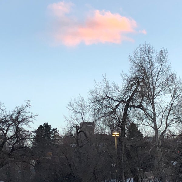Foto tirada no(a) Universidade do Colorado em Boulder por Sayali S. em 2/27/2018