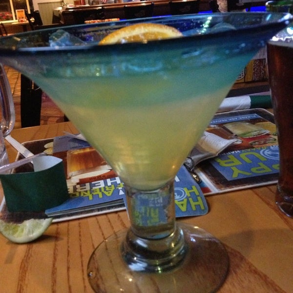 Photo taken at Chili&#39;s Grill &amp; Bar by Lightskin L. on 5/26/2013