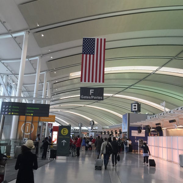 What Terminal Does United Airlines Use in Toronto?