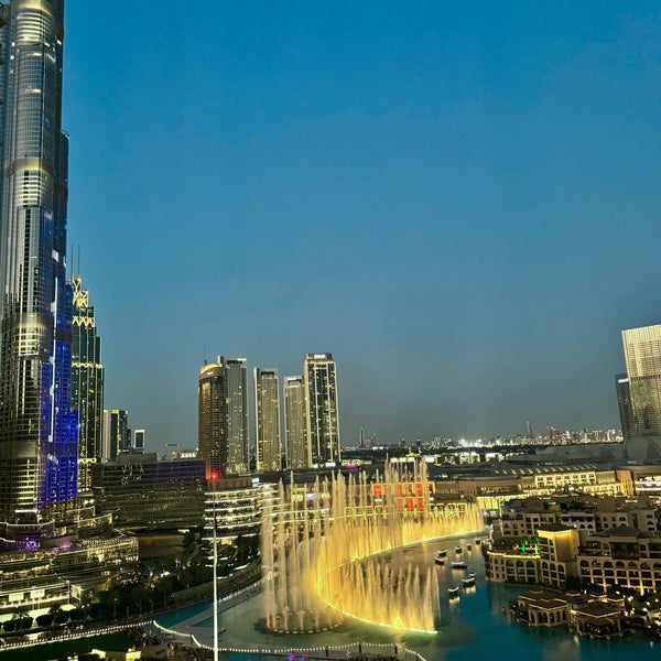 Foto diambil di Ramada Downtown Dubai oleh 🎧 pada 4/14/2024