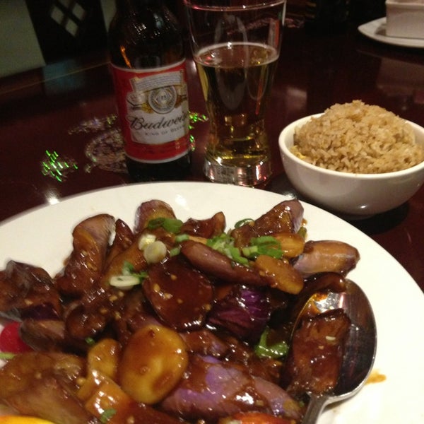 8/14/2013 tarihinde Seiko K.ziyaretçi tarafından Szechuan Restaurant'de çekilen fotoğraf