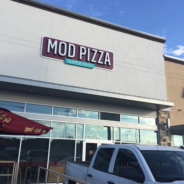 10/21/2017にTina B.がMod Pizzaで撮った写真