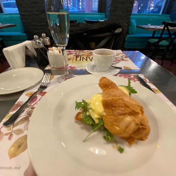 11/27/2019 tarihinde Sergey D.ziyaretçi tarafından Milano Café'de çekilen fotoğraf