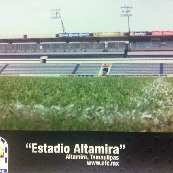 Foto tirada no(a) Estadio Altamira por Leonel B. em 1/17/2013