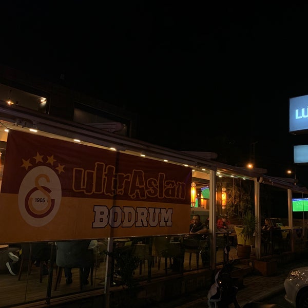 Foto tirada no(a) Luxxo Live Lounge por Volkan Özkan⚓️ em 11/6/2019