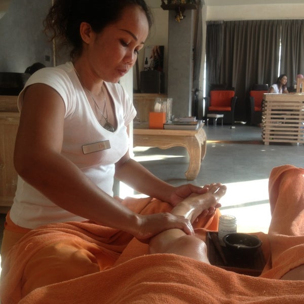 Foto diambil di 5 Star Massage &amp; Beauty Salon oleh Екатерина Б. pada 1/8/2014