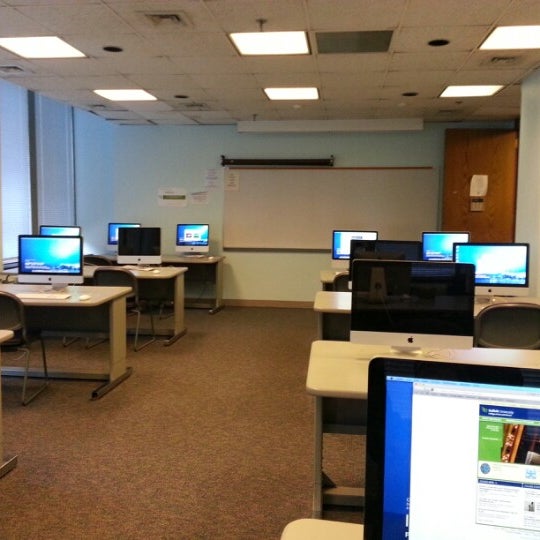 Computer Lab - College Lab in Boston