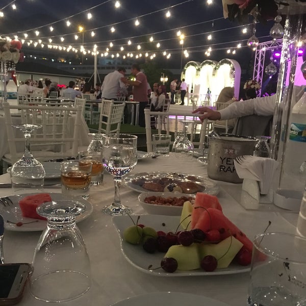 Foto tirada no(a) Oba Olive Garden por Tuğçe Krcl em 6/28/2019