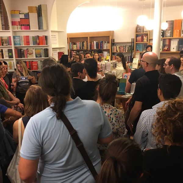 Photo taken at Greenlight Bookstore by Bill L. on 9/21/2019