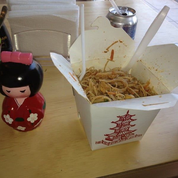 4/6/2013にHuGs M.がHappy Panda Noodlesで撮った写真