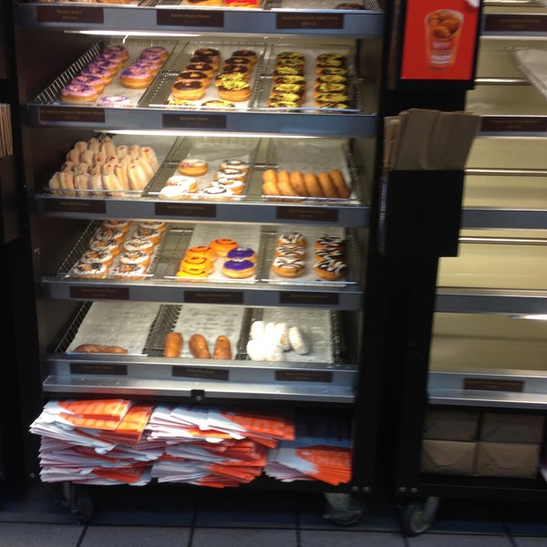 Photos At Dunkin Baskin Robbins Donut Shop In Bushwick