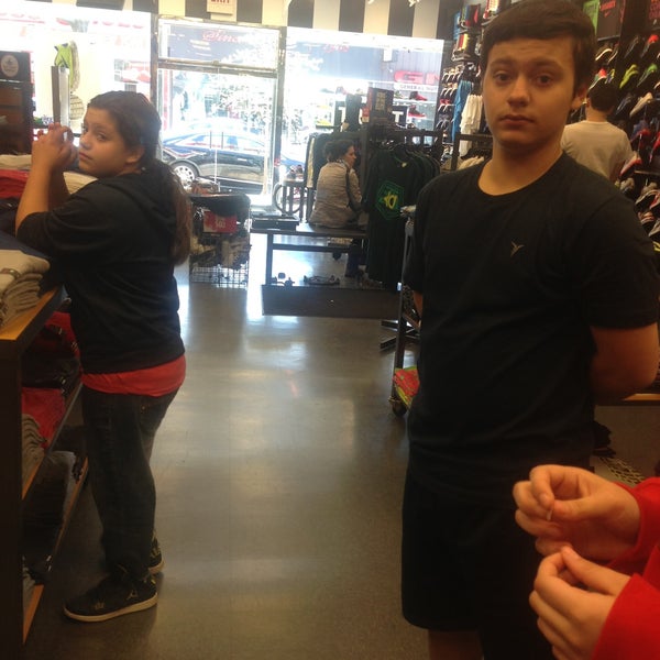 foot locker steinway