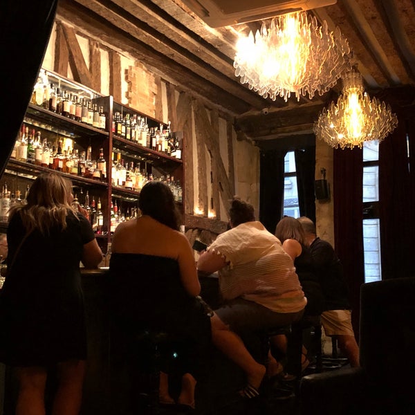 7/15/2018 tarihinde Kurt C.ziyaretçi tarafından Experimental Cocktail Club'de çekilen fotoğraf