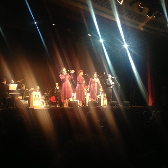 Photo prise au Teatro Manzoni par K K. le12/10/2012