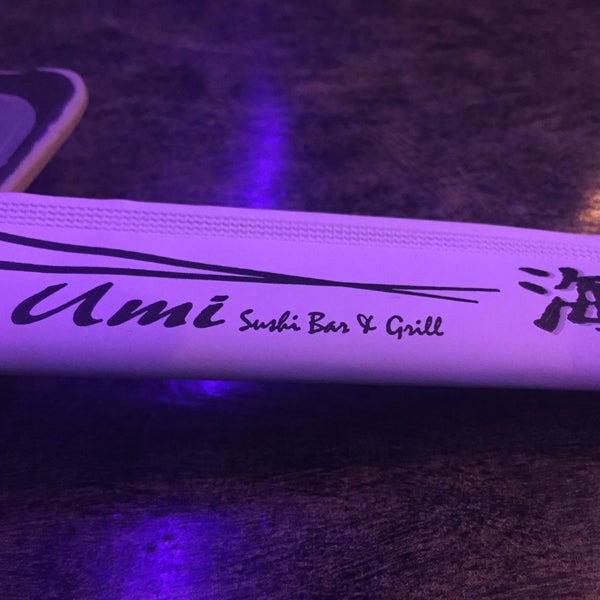 Foto tirada no(a) Umi Sushi Bar &amp; Grill por Greg A. em 1/15/2015