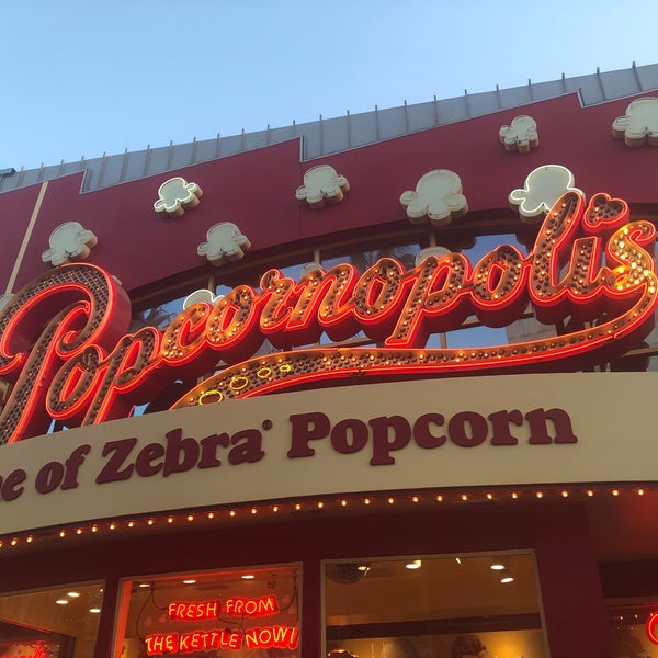Photo taken at Popcornopolis by Monse on 9/23/2018