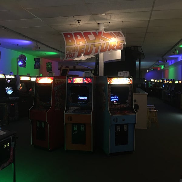 This place is freaking amazing!!!! 100s of games and all day play. Staff was very helpful and kind. if your a old school gamer or just want to relive the glory days of arcades this is a must go to🕹👾