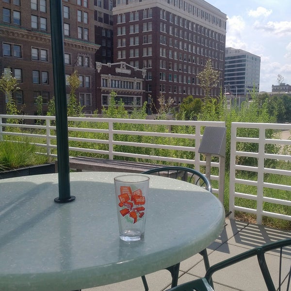 KC Public Library Roof Terrace - Kansas City, MO