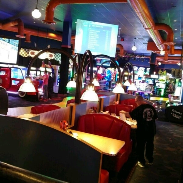 Photo taken at Dave &amp; Buster&#39;s by Jason C. on 3/31/2017