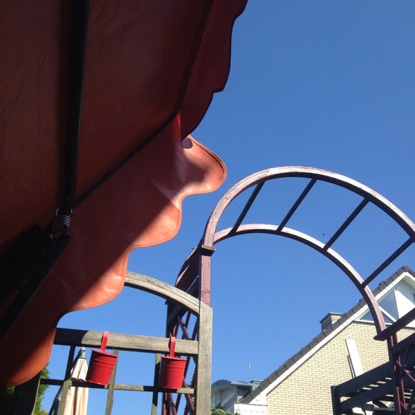 Photos At Im Garten Auf Der Hollywoodschaukel