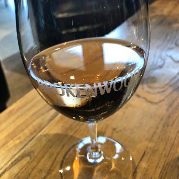 Photo taken at Brokenwood Wines by Jeff Ciecko on 12/15/2018