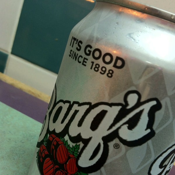 Mikey's Famous Roast Beef & Pizza Sandwich Spot in Beverly