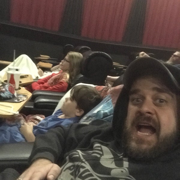 Photos at Spring Hill 8 Sapphire Motion Pictures Movie Theater
