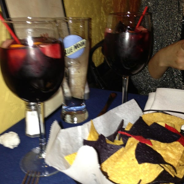Foto diambil di Trece Mexican Cuisine &amp; Tequila Bar oleh Yum Y. pada 2/23/2013