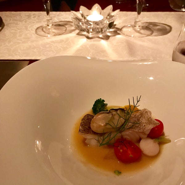 Photos At エスパース ソシアル ル サロン 27 Visitors