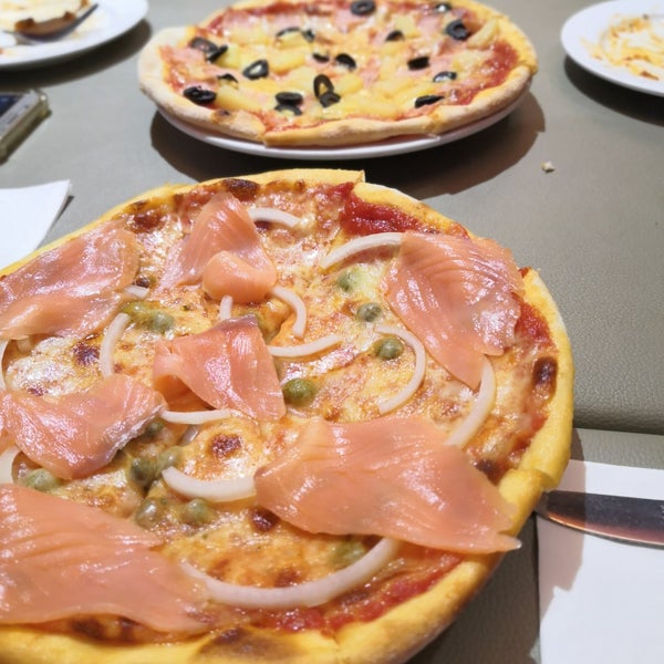 Снимок сделан в Little Italy (Pasta &amp; Pizza Corner) пользователем Chin J. 10/2/2019