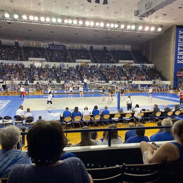 Memorial Coliseum Cancha universitaria de baloncesto en Lexington