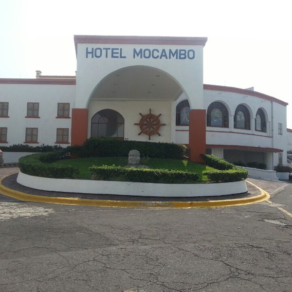 Das Foto wurde bei Hotel Mocambo von Carlos M T. am 11/17/2013 aufgenommen
