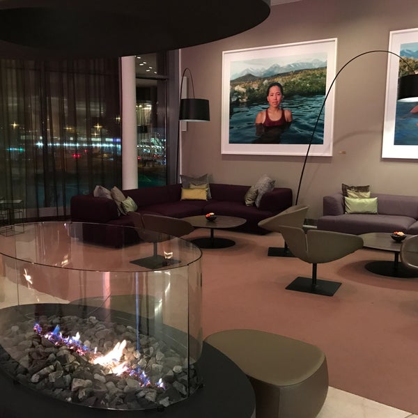 Das Foto wurde bei Clarion Hotel Arlanda Airport von Kristel R. am 11/6/2016 aufgenommen