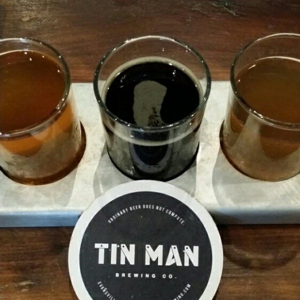 Das Foto wurde bei Tin Man Brewing Company von Trisha T. am 7/28/2014 aufgenommen