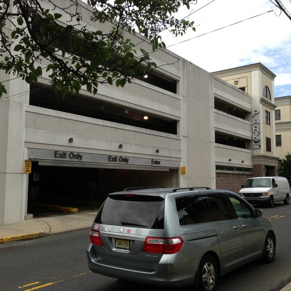 Gloucester County Parking Garage 2 tips from 19 visitors