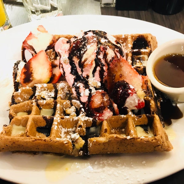Photo taken at Chicago Waffles by Sathwik G. on 2/11/2018
