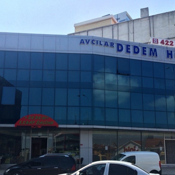 รูปภาพถ่ายที่ Avcilar Dedem Hotel 2 โดย Hüseyin S. เมื่อ 7/20/2014