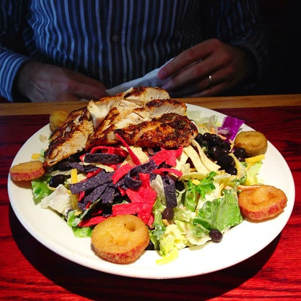 Red Robin Gourmet Burgers and Brews Rivermark of Santa Clara 54 tavsiye