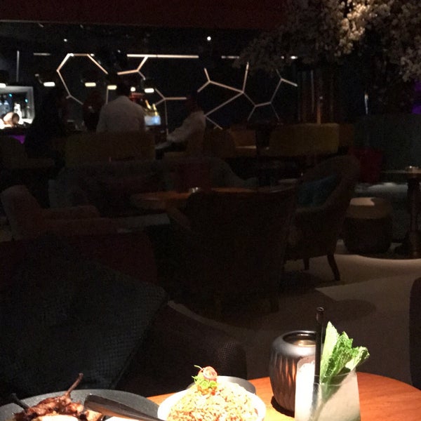 4/28/2018 tarihinde H F.ziyaretçi tarafından Novikov Restaurant &amp; Bar'de çekilen fotoğraf