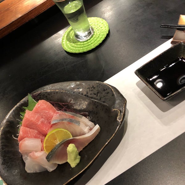 Foto diambil di Sushi Inoue oleh Frederico C. pada 11/19/2017