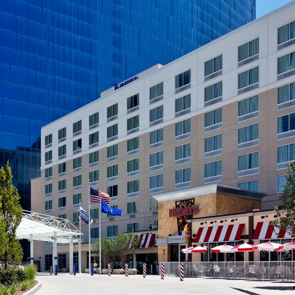 รูปภาพถ่ายที่ Fairfield Inn &amp; Suites by Marriott Indianapolis Downtown โดย Fairfield Inn &amp; Suites by Marriott Indianapolis Downtown เมื่อ 1/14/2014