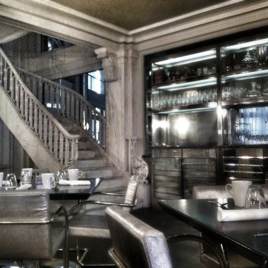 10/13/2012에 Trent K.님이 Livingston Restaurant+Bar에서 찍은 사진
