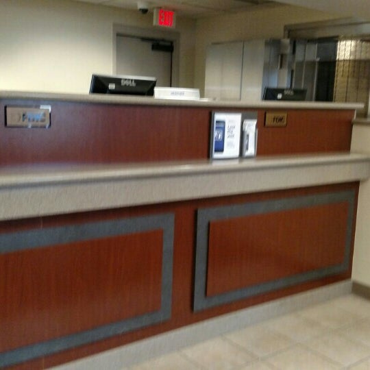 Fifth Third Bank & ATM Bank in Maumee