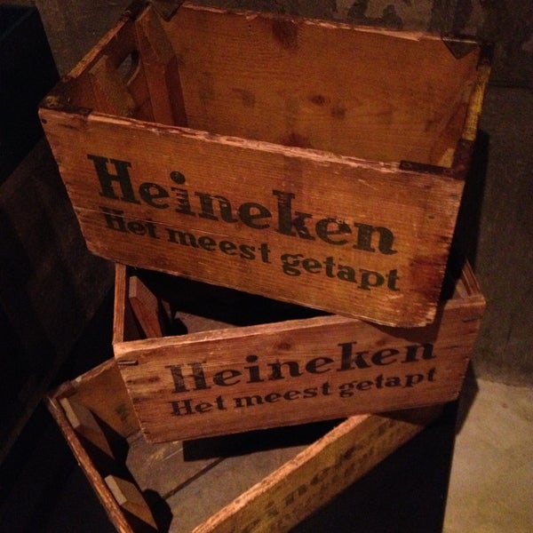 Снимок сделан в Музей пива Heineken Experience пользователем Asya N. 5/3/2013
